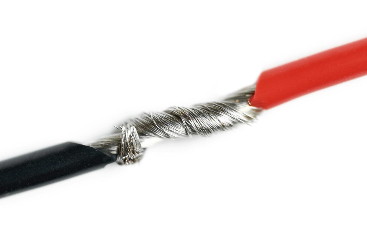 Isolated aluminum bare wires of electric cable