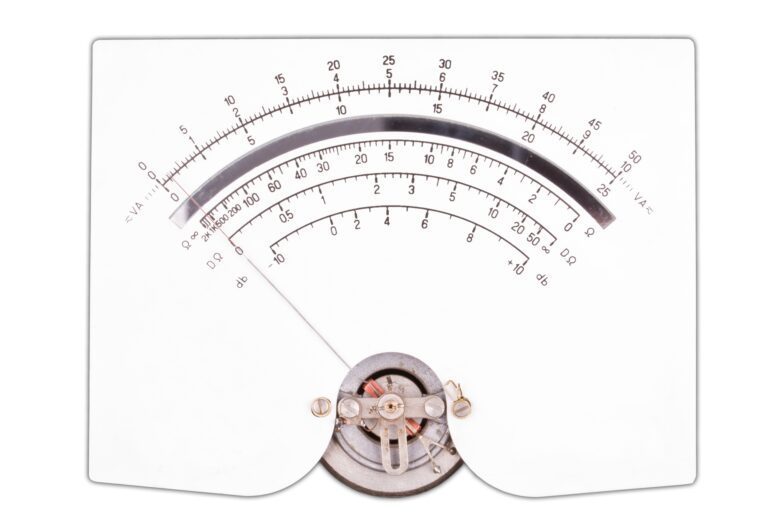 Ohm törvénye és egyszerű számítások Voltage Meter